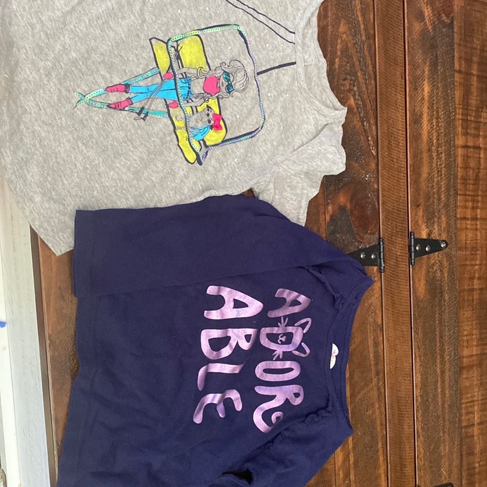 2 long sleeve shirts